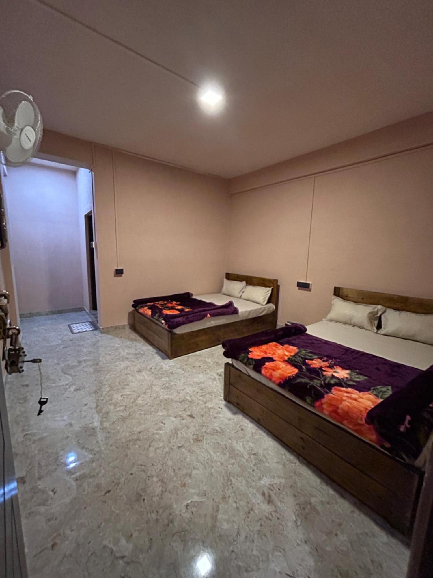 Querencia Homestay *